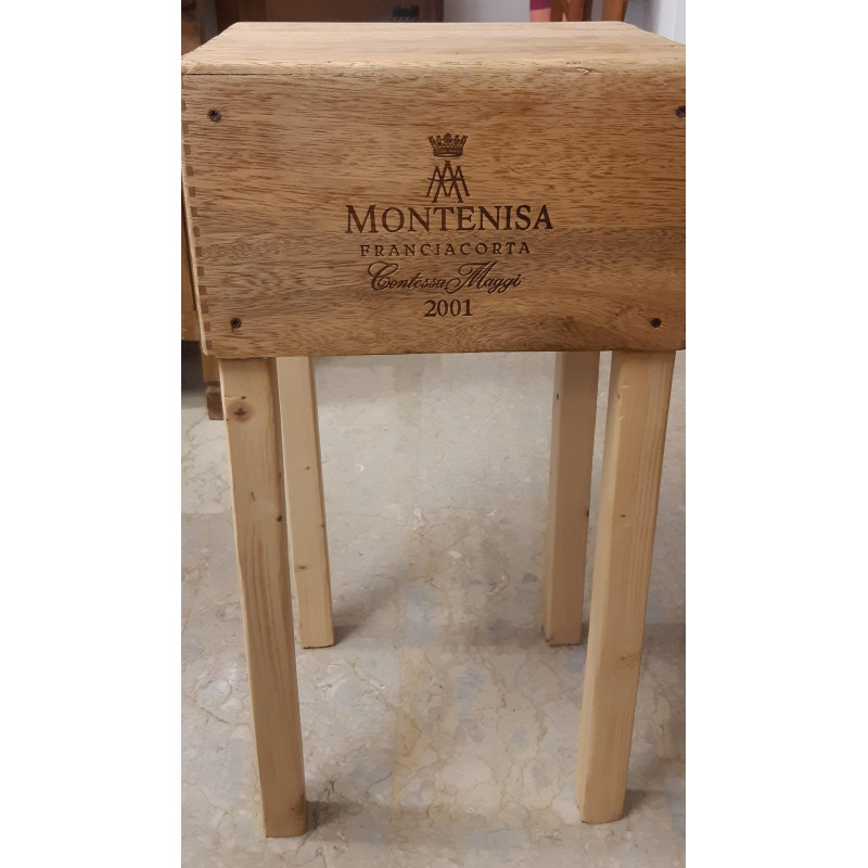 TAVOLINO CASSETTA VINO MONTESIA TAVOLINO CASSETTA VINO MONTESIA