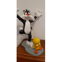 STATUA GATTO SILVESTRO E TITTI
