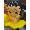 STATUA BETTY BOOP IN ABITO GIALLO -H 92 cm