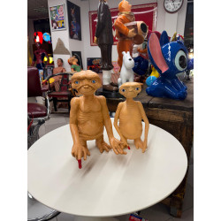 STATUA  ET  EXTRATERRESTRE- TELEFONO CASA   H 29 cm