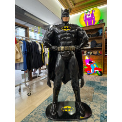 STATUA  BATMAN  1:1.  H 198 cm  COLORE NERO LUCIDO