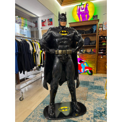 STATUA  BATMAN  1:1.  COLORE NERO LUCIDO