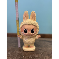 LABUBU (R)  YELLOW - Little 27