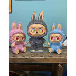 LABUBU (R) GREY RAINBOW - 65